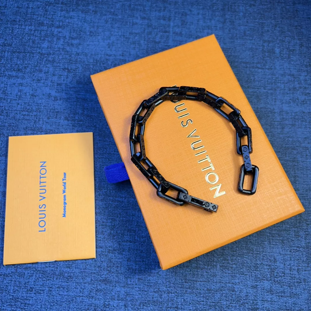 louis vuitton lv bracelets s_1270b0b3